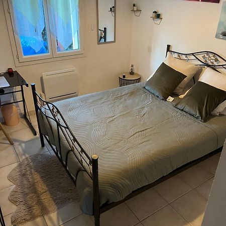 Chambre Zen Saint-Medard-de-Guizieres Экстерьер фото