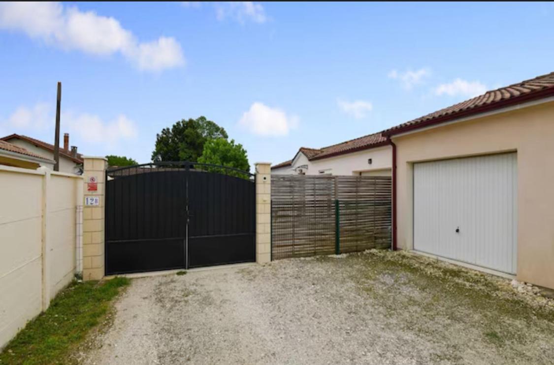 Chambre Zen Saint-Medard-de-Guizieres Экстерьер фото